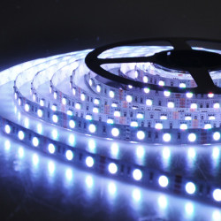 Ταινία LED 5M 300 smd 3528 λευκό φως IP65 αδιάβροχη ΟΕΜ Ταινία LED 5M 300 smd 3528 λευκό φως IP65 αδιάβροχη ΟΕΜ