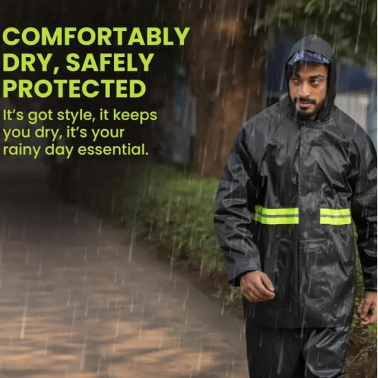 Αδιάβροχο Σετ Με Διακριτή Φωσφοριζέ Οριζόντια Ρίγα Μαύρο